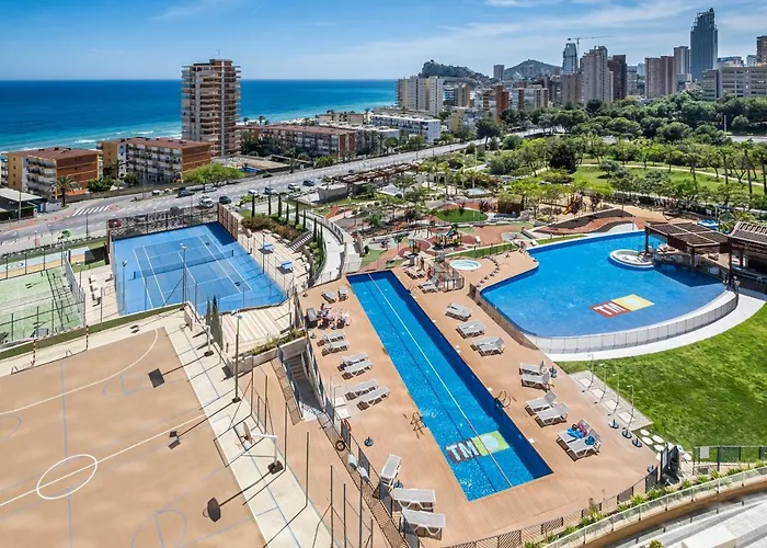 Sunset Drive 1-46 Poniente Beach *
