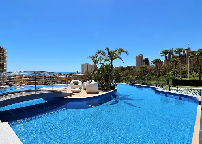 Sunset Drive 1-46 Poniente Beach