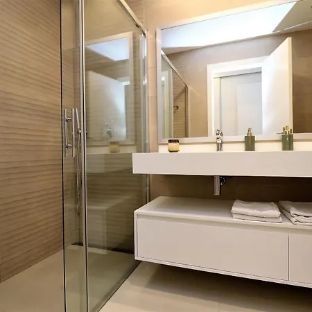 דירה Sunset Drive 1-46 Poniente Beach