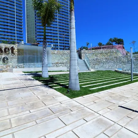 아파트 Sunset Drive 1-46 Poniente Beach *